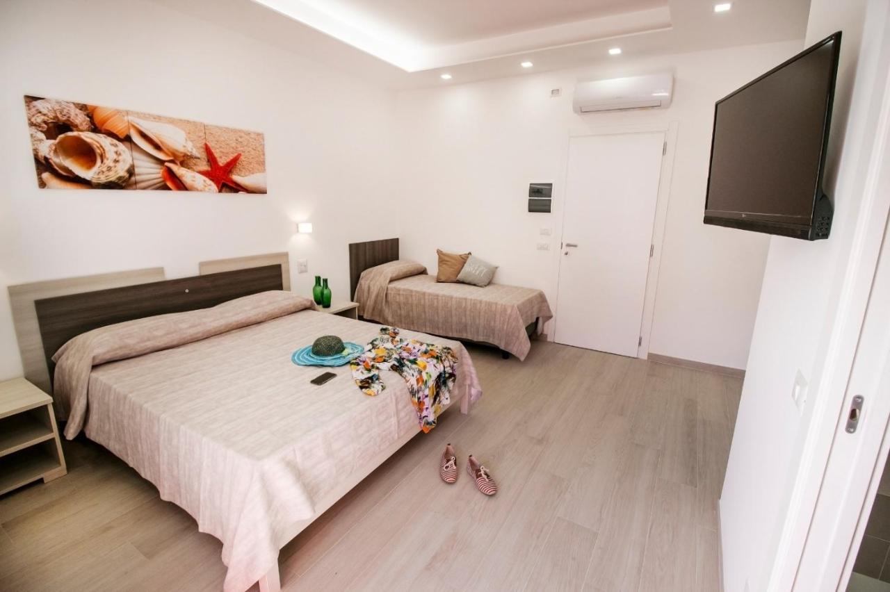 Incanto Di Luna B&B Family Rooms Vieste Exterior foto